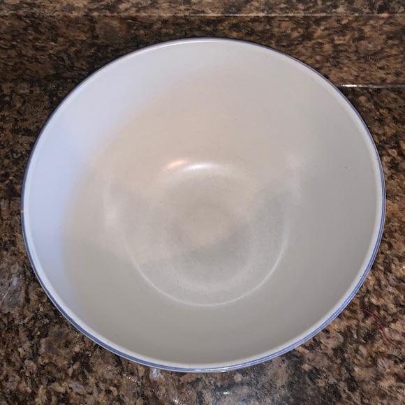 Vintage Pfaltzgraff bowl - Picture 3 of 8